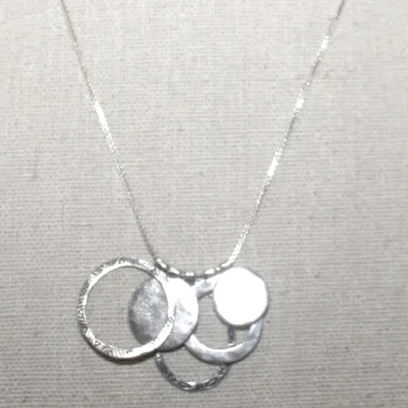 Silpada Vintage Rare Sterling Silver Varied Circles Necklace - Picture 14 of 15
